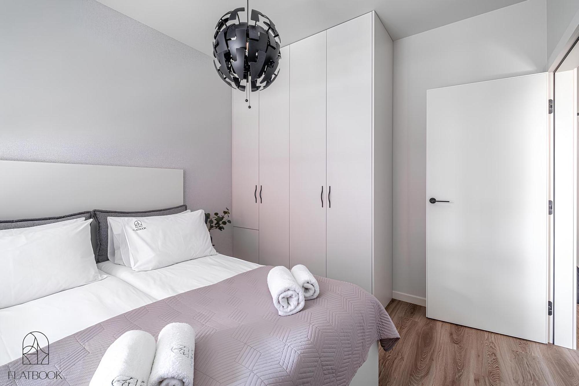 Flatbook - City Center Apartments Doki Living Gdańsk Eksteriør bilde